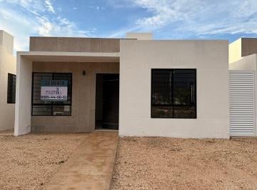 Casa de 2 habitaciones, Mérida · Casa en Renta en Los Heroes a Estrenar