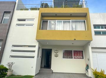 Casa de 3 habitaciones, Zapopan · Casa en Venta La Cima Residencial
