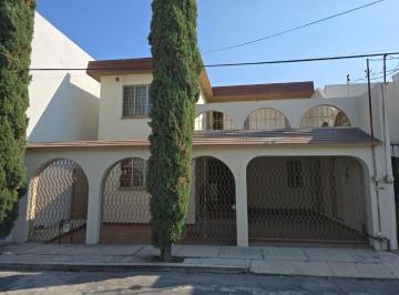 Casa de 4 habitaciones, Guadalupe · Amplia Casa en Venta en Linda Vista, Guadalupe, N. L.