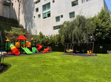 Casa · 3 Recámaras · 4 Estacionamientos · Town House en Venta en Bosques de Las Lomas