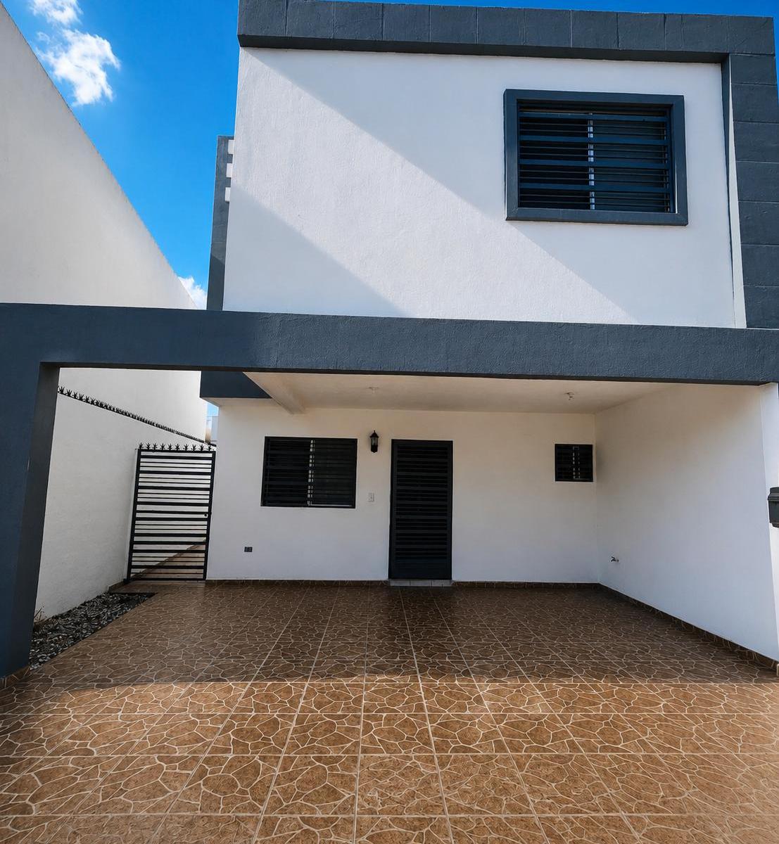 Excellent Private Rental House in Apodaca, Radica Neighborhood – 3 Bedrooms, 3 Bathrooms, Includes Maintenance Fee