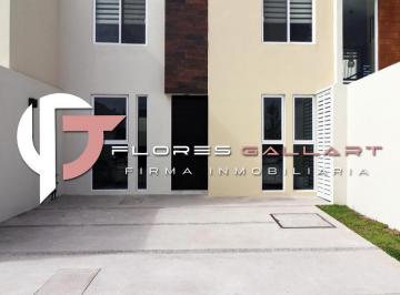 Casa en condominio · 104m² · 3 Recámaras · 2 Estacionamientos · Casa en Venta en Kerarta Al Sur de La Ciudad de Aguascalientes