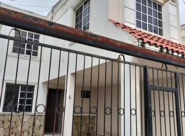 1 · Casa en Renta en Colinas del Rey, Guadalupe