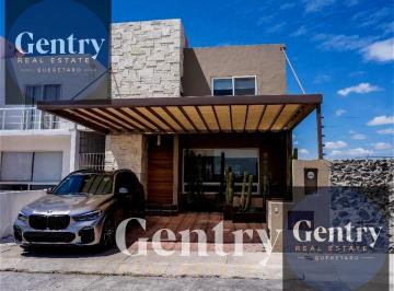 Casa · 163m² · 3 Recámaras · 2 Estacionamientos · Casa en Venta en Mirador del Campanario