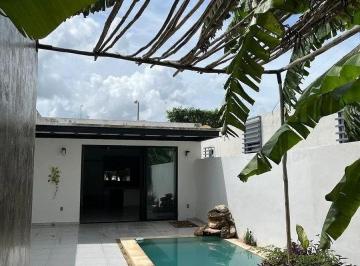 1 · Casa de Una Planta en Venta en Privada Residencial
