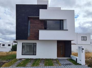 Casa de 4 habitaciones, Querétaro · Casa en Venta con 4 Recámaras