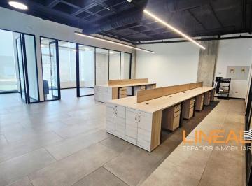Oficina · 222m² · 9 Estacionamientos · Oficina en Renta en Monterrey