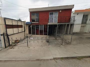 Casa · 207m² · 3 Recámaras · 2 Estacionamientos · Casa en Venta 3 Recamaras Para Remodelar Miguel Aleman (Ivc - 2821)