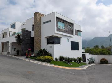 Casa · 480m² · 5 Recámaras · Espectacular Residencia de Lujo en Venta – Carolco Residencial, Primer Sector