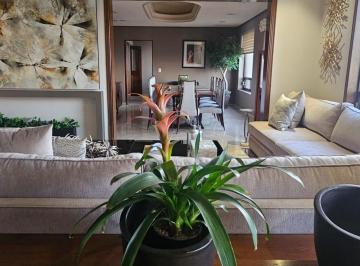 Casa · 450m² · 3 Recámaras · 2 Estacionamientos · Residencia en Venta Villa Montaña