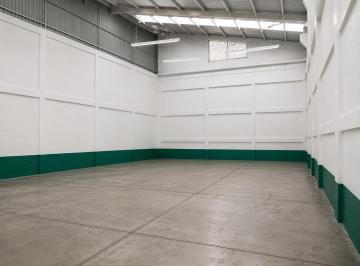 Bodega comercial , Iztacalco · Bodega de 300 m con Seguridad 24 Horas a Dos Cuadras de Periferico