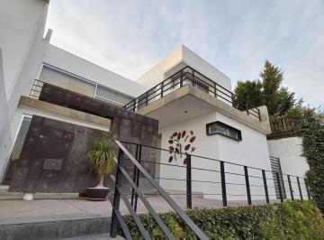 Casa · 277m² · 3 Recámaras · 3 Estacionamientos · Casa en Venta en Juriquilla Juriquilla Queretaro