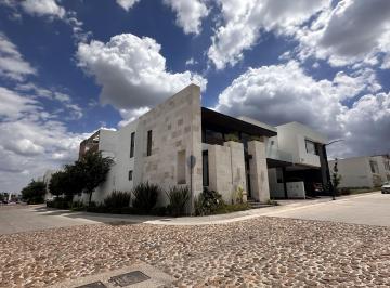 Casa en condominio · 311m² · 4 Recámaras · 2 Estacionamientos · Casa Marmota en Venta en St Angelo
