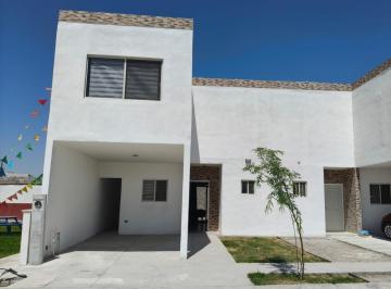 Casa · 119m² · 3 Recámaras · 1 Estacionamiento · Casa en Venta en Cerrada Cadiz, Torreon Coah.