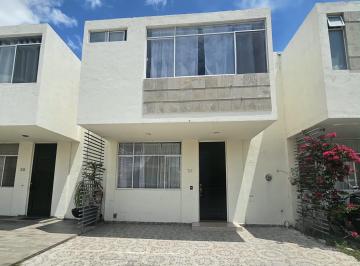 Casa · 107m² · 3 Recámaras · 2 Estacionamientos · Casa en Terranova
