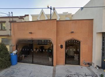Casa de 3 habitaciones, San Nicolás de los Garza · Casa en Venta en Fresnos del Lago, San Nicolás de Los Garza, Nuevo León Clj