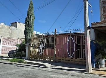 Casa de 2 habitaciones, Zapopan · Casa de 90 m² con 2 Recámaras en Venta en Fraccionamiento Villas de Tesistán