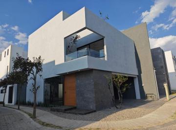 Casa de 3 habitaciones, San Andrés Cholula · Casa en Venta en Esquina, Parque México, Cluster con Alberca