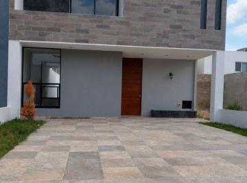 Casa de 3 habitaciones, León · Venta de Casa Nueva en El Cielo 2