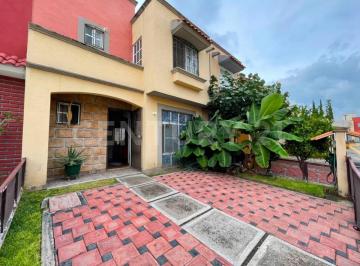 Casa · 92m² · 3 Recámaras · 2 Estacionamientos · Casa en Condominio con Alberca y Doble Filtro de Seguridad