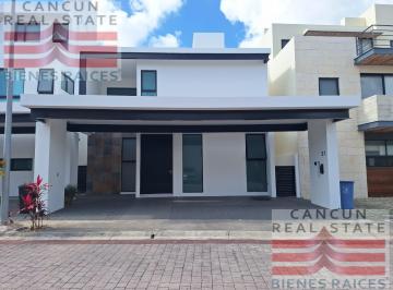 Casa · 219m² · 3 Recámaras · 3 Estacionamientos · Casa en Renta, 3 Habitaciones, Residencial Aqua, Cancún.