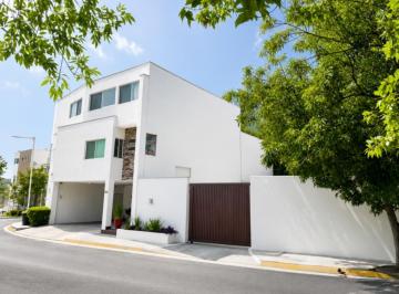 1 · Residencia en Venta en Privadas La Huasteca, Santa Catarina