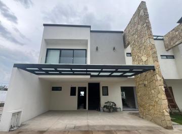 3184d450e5c5055ee3cce8479dfb35a1cee61ff719148010a32d1ebe78eeac37 · Venta de Casa Residencial Mallorca, Metepec, Edo Mex