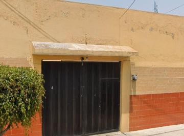 Casa de 3 habitaciones, Nezahualcóyotl · Casa en Venta Nezahualcoyotl Estado de Mexico Adjudicada