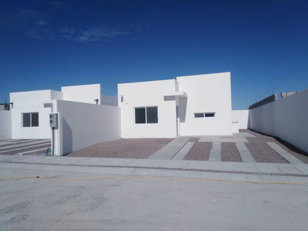 Casa Nueva de 2 Recámaras 1 Baño en Preventa | El Centenario | Terreno 200 m&sup2;