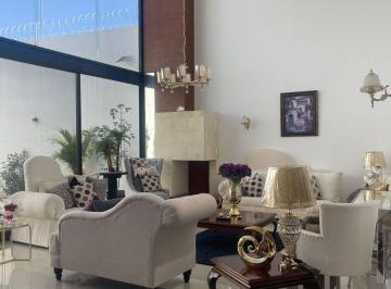 Casa de 3 habitaciones, León · Venta de Casa en Cañada del Refugio Sur con Recamara Baja