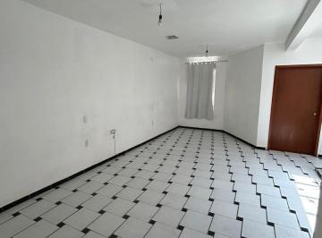 Casa · 4 Recámaras · 2 Estacionamientos · Casa en Renta en San Isidro
