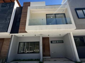 Casa · 260m² · 3 Recámaras · 2 Estacionamientos · Casa en Venta en Bulevard Las Torres Al Sur de Pachuca