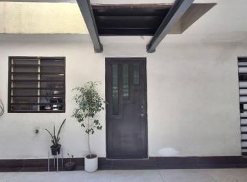 Casa de 4 habitaciones, Saltillo · Casa de Oportunidad de 4 Habitaciones, Al Nororiente