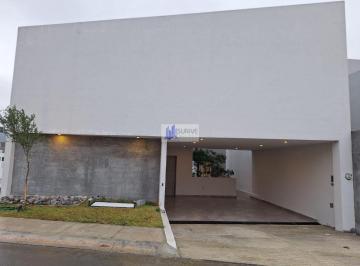 Casa de 4 habitaciones, Santiago · Casa Venta o Renta Alamo Sur Santiago Nl Carretera Nacional