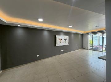 Casa · 2 Recámaras · 2 Estacionamientos · Casa en Venta en Col. Paseo de Cumbres - Monterrey