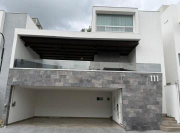 Casa de 3 habitaciones, Monterrey · Casa en Venta Lagas del Vergel