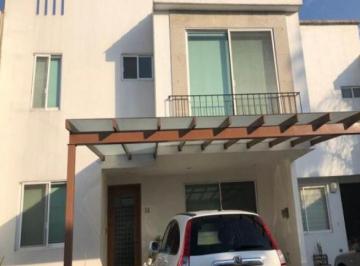 Casa de 3 habitaciones, San Andrés Cholula · Casa Amueblada en Venta o Renta Parque La Castellana