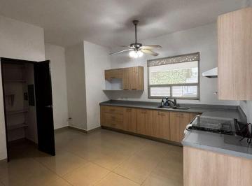 Casa de 3 habitaciones, Monterrey · Renta de Casa Cumbres Élite 6to Sector