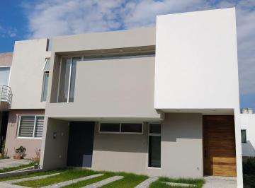 Casa de 3 habitaciones, Tlajomulco de Zúñiga · Venta de Extraordinaria Casa – Bosque Real, Santa Anita, Tlajomulco de Zúñiga