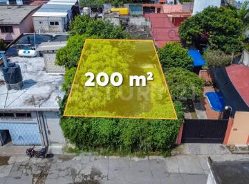 Terreno / Lote · 200m² · Terreno Bardado, a Solo 5 Minutos de Galerías Cuernavaca y Plaza Averanda