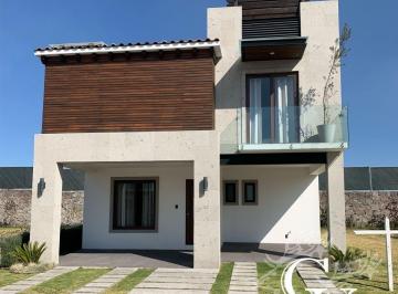 14551427783613699a0a58c5880513d43728b870e96ac1389a04455d100d490c · Casa en Venta en Condado del Valle, Metepec