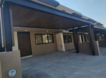 Casa · 178ha · 3 Recámaras · Casa en Condominio en Renta en El Cerrito