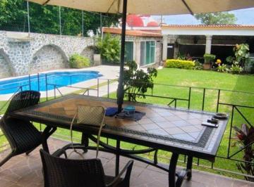 Casa de 3 habitaciones, Temixco · Casa con Alberca en Venta, Burgos Bugambilias, Temixco Morelos
