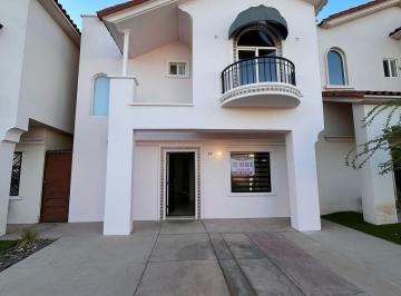 Casa de 3 habitaciones, Hermosillo · Casa en Renta Equipada – Real de Sevilla Club Residencial
al Poniente de La C