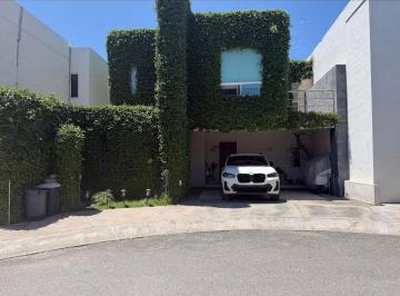 7290f0e659856204e8e1ca4a03d15749175793a884236b0e472ccbd26a4b44bf · Casa en Venta Saltillo