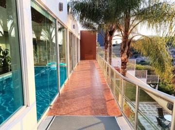 Departamento de 3 habitaciones, Querétaro · Privada Departamento Renta Milenio Lll Sin Vecinos Pb Pa Alberca Techada 3 Rec 2 Baños 2 Est Jardín