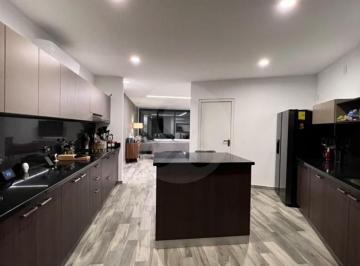 Departamento · 167m² · 3 Recámaras · 1 Estacionamiento · Departamento en Venta en Cabo Norte