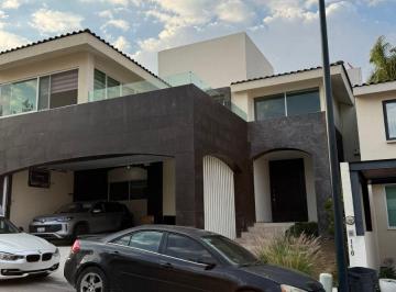 Casa de 3 habitaciones, León · Casa en Venta en Porta Fontana