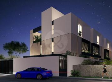 Casa · 214m² · 3 Recámaras · 2 Estacionamientos · Casa en Venta de 3 Habitaciones de 4 Plantas con Balcón