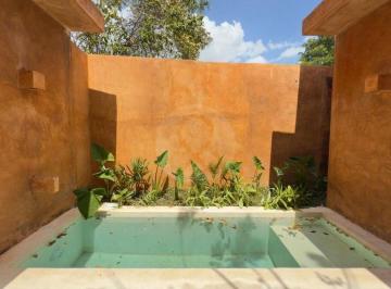 Casa · 225m² · 3 Recámaras · 2 Estacionamientos · Casa en Venta en Merida Centro